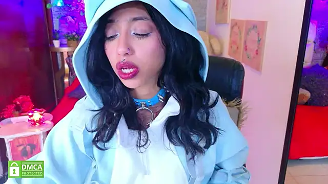 Snapshot of REDHOTTER_ chatting on January 2026 08:03:01 PM REDHOTTER online show from January 2026 08:03:01 PM