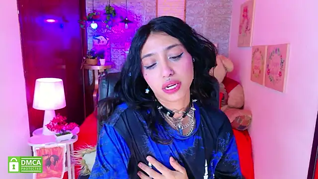 Snapshot of REDHOTTER_ chatting on January 2026 08:14:01 PM REDHOTTER online show from January 2026 08:14:01 PM