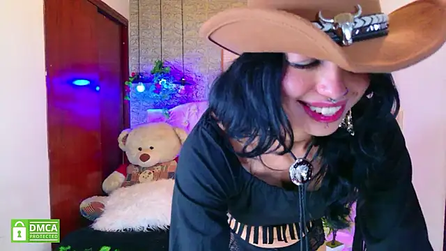 Snapshot of REDHOTTER_ chatting on February 2026 07:41:02 PM REDHOTTER online show from February 2026 07:41:02 PM