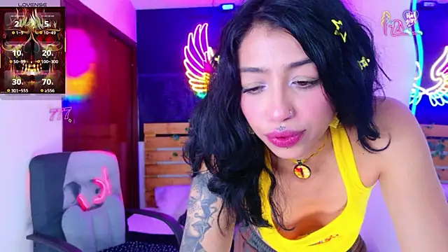 Snapshot of REDHOTTER_ chatting on March 2026 07:50:01 PM REDHOTTER online show from March 2026 07:50:01 PM