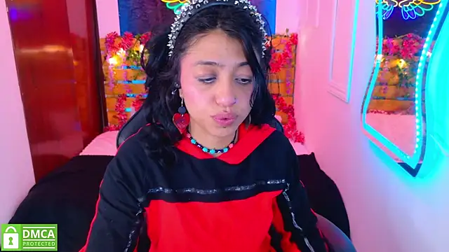 Snapshot of REDHOTTER_ chatting on July 2026 07:56:02 PM REDHOTTER online show from July 2026 07:56:02 PM