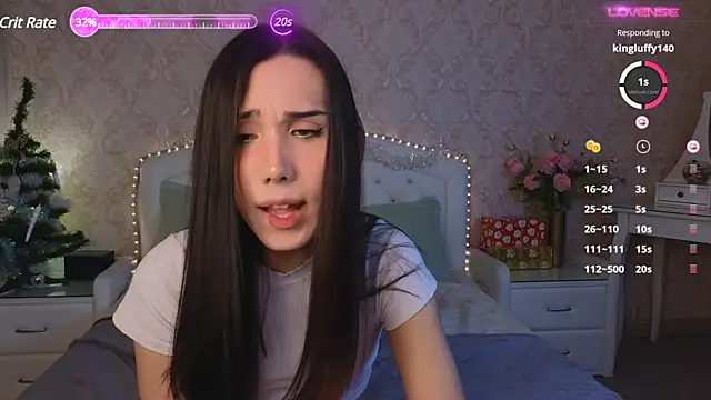 Snapshot of Kaia_Sunshine_Mia chatting on January 2025 05:26:02 PM Kaia Sunshine Mia online show from January 2025 05:26:02 PM