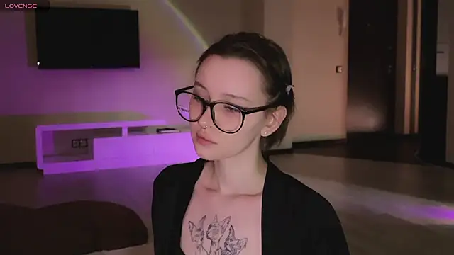 yourconcept online show from March 2025 07:32:01 PM