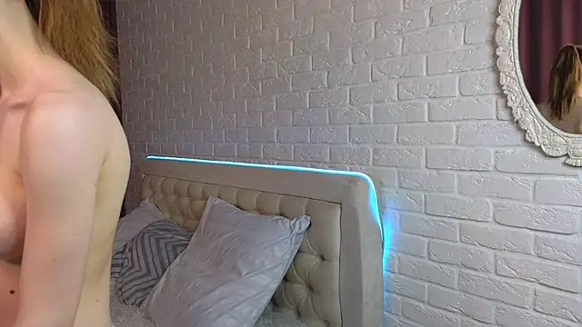 sofia  home online show from March 2025 08:59:01 PM