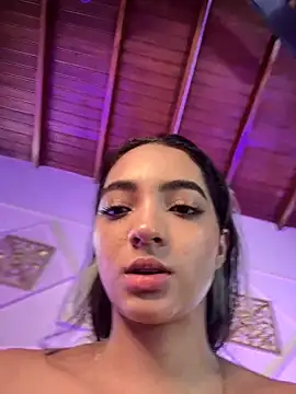 Snapshot of AdelineEvanss chatting on December 2024 05:09:02 AM AdelineEvanss online show from December 2024 05:09:02 AM