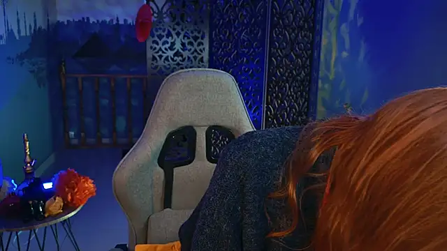 Snapshot of Orianna_Fox chatting on December 2024 09:06:02 AM Orianna Fox online show from December 2024 09:06:02 AM