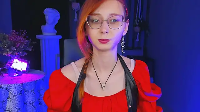 Snapshot of Orianna_Fox chatting on December 2024 05:37:02 PM Orianna Fox online show from December 2024 05:37:02 PM