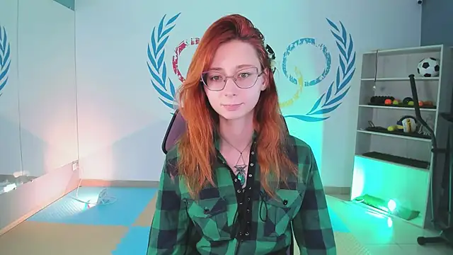 Snapshot of Orianna_Fox chatting on December 2024 12:22:02 PM Orianna Fox online show from December 2024 12:22:02 PM