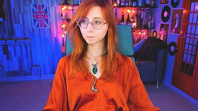 Snapshot of Orianna_Fox chatting on December 2024 03:22:02 PM Orianna Fox online show from December 2024 03:22:02 PM