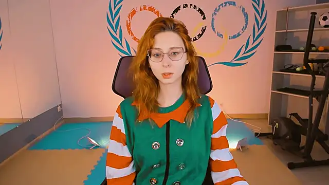 Snapshot of Orianna_Fox chatting on December 2024 09:11:02 AM Orianna Fox online show from December 2024 09:11:02 AM