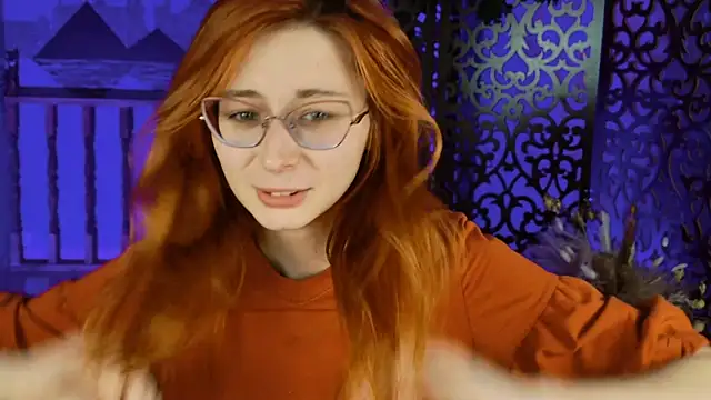 Snapshot of Orianna_Fox chatting on January 2025 08:27:01 PM Orianna Fox online show from January 2025 08:27:01 PM