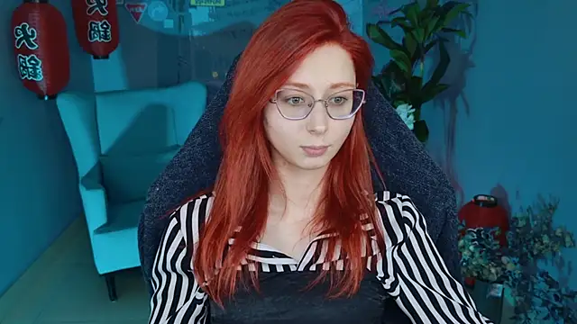 Snapshot of Orianna_Fox chatting on January 2025 03:12:02 PM Orianna Fox online show from January 2025 03:12:02 PM