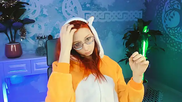 Snapshot of Orianna_Fox chatting on January 2025 07:49:01 PM Orianna Fox online show from January 2025 07:49:01 PM