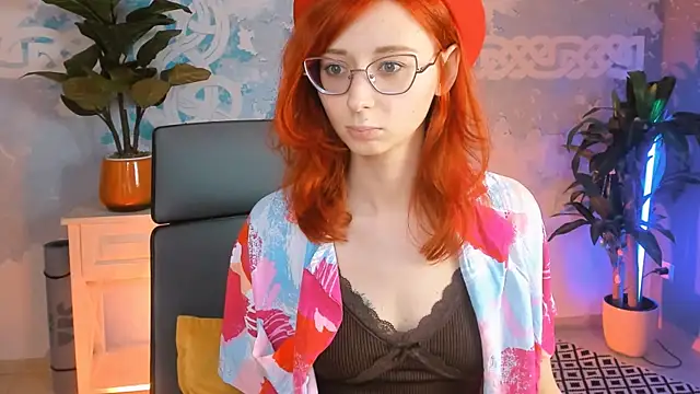 Snapshot of Orianna_Fox chatting on January 2025 04:15:01 PM Orianna Fox online show from January 2025 04:15:01 PM