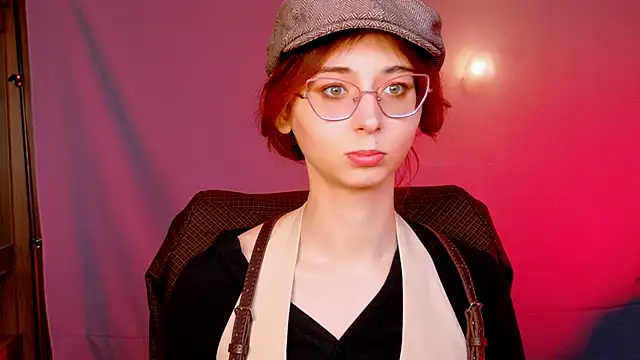 Snapshot of Orianna_Fox chatting on September 2025 01:56:01 PM Orianna Fox online show from September 2025 01:56:01 PM