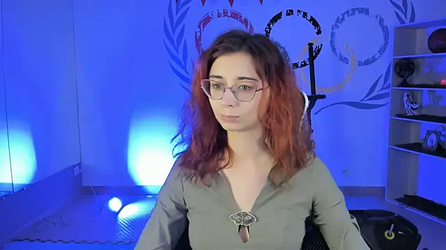 Snapshot of Orianna_Fox chatting on October 2025 09:06:02 AM Orianna Fox online show from October 2025 09:06:02 AM