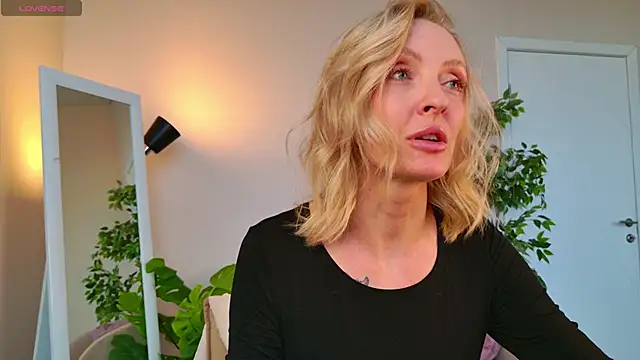 sexuallycorrecte online show from March 2026 01:15:01 PM