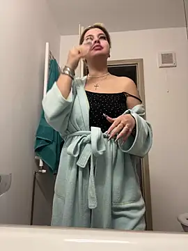 AllysonK online show from April 2026 11:15:01 AM