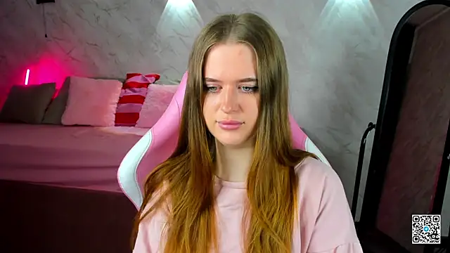 Snapshot of Betany_Foks chatting on March 2026 12:37:01 AM Betany Foks online show from March 2026 12:37:01 AM