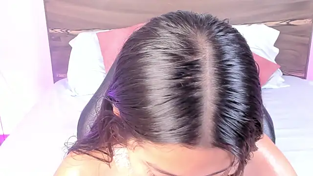 ivette bocelly online show from March 2025 01:22:01 AM