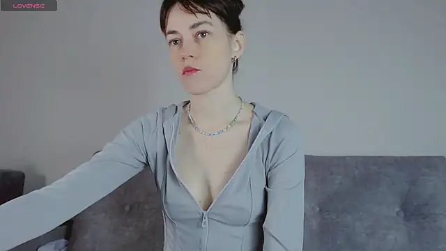 Amina Barbarian online show from January 2025 11:36:02 AM