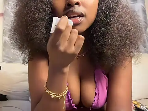 Snapshot of Chocolate_queen2 chatting on March 2026 05:59:01 AM Chocolate queen2 online show from March 2026 05:59:01 AM
