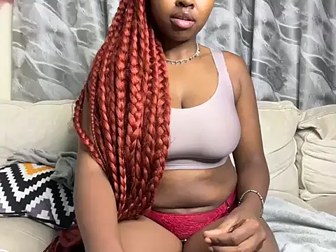 Snapshot of Chocolate_queen2 chatting on April 2026 05:38:02 AM Chocolate queen2 online show from April 2026 05:38:02 AM