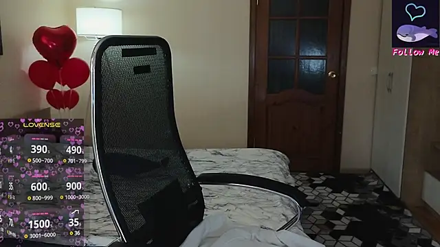 D0nna  online show from March 2025 05:07:02 PM