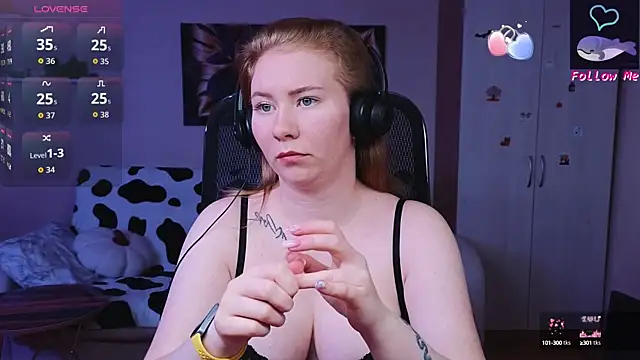 D0nna  online show from October 2025 04:08:01 PM