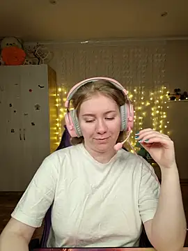 Snapshot of D0nna_ chatting on March 2026 06:33:01 PM D0nna online show from March 2026 06:33:01 PM