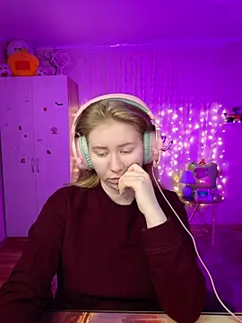 Snapshot of D0nna_ chatting on March 2026 10:55:01 PM D0nna online show from March 2026 10:55:01 PM