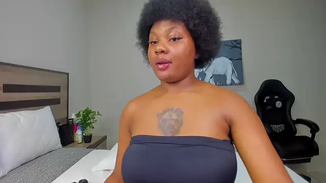 Snapshot of Renee-18 chatting on March 2026 10:31:02 PM Renee-18 online show from March 2026 10:31:02 PM