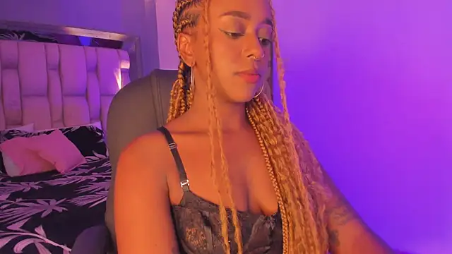 EmilyHaan online show from January 2025 11:11:02 PM