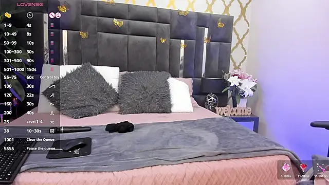 Snapshot of RubbyTaylor chatting on November 2025 10:32:02 PM RubbyTaylor online show from November 2025 10:32:02 PM