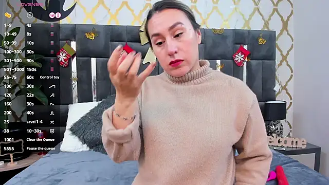 Snapshot of RubbyTaylor chatting on November 2025 02:39:02 PM RubbyTaylor online show from November 2025 02:39:02 PM