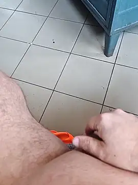 Szeltolo001 online show from December 2025 11:16:02 AM