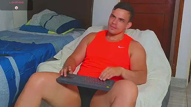 Snapshot of Regansmiths chatting on July 2026 12:31:02 PM Regansmiths online show from July 2026 12:31:02 PM