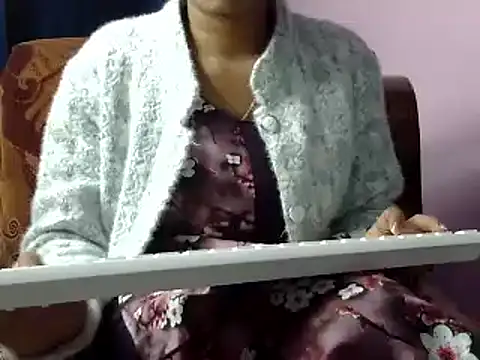 momo lov online show from January 2025 07:24:01 AM