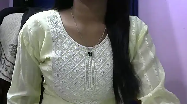 momo lov online show from February 2025 04:47:01 AM