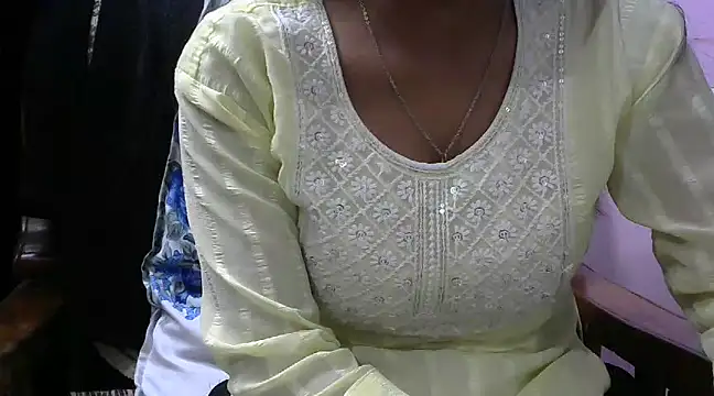 momo lov online show from February 2025 10:56:02 AM