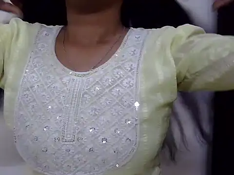 momo lov online show from February 2025 05:12:02 AM