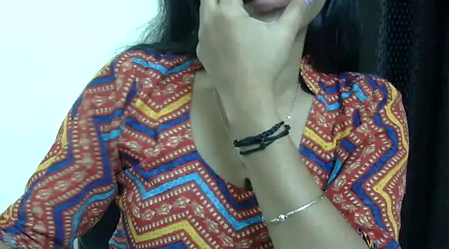 momo lov online show from March 2025 09:03:02 AM