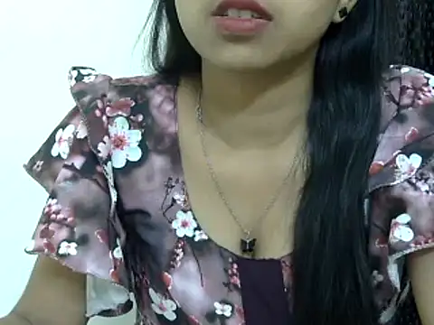 momo lov online show from March 2025 10:54:02 AM