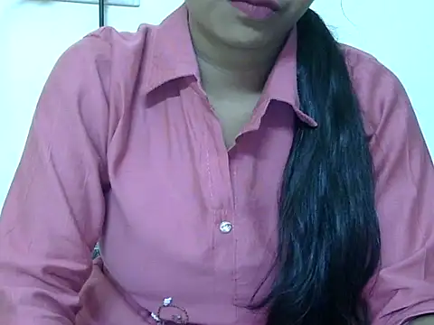 momo lov online show from October 2025 04:12:01 AM