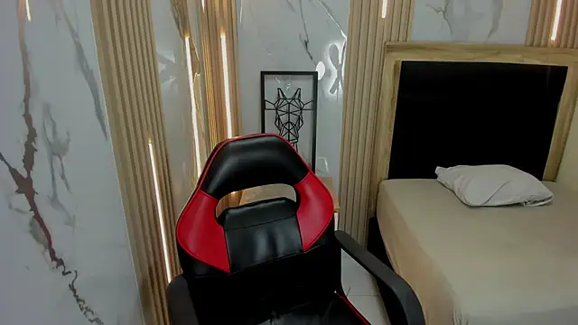 delilaquinn online show from December 2025 12:25:02 PM