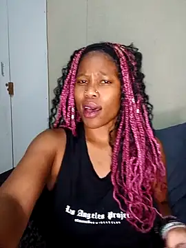 PerfectionBerrie online show from December 2025 05:28:02 PM