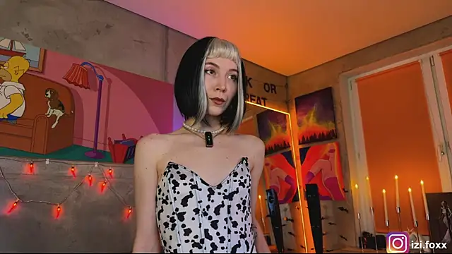 Snapshot of izi-fox chatting on October 2025 03:58:01 PM izi-fox online show from October 2025 03:58:01 PM