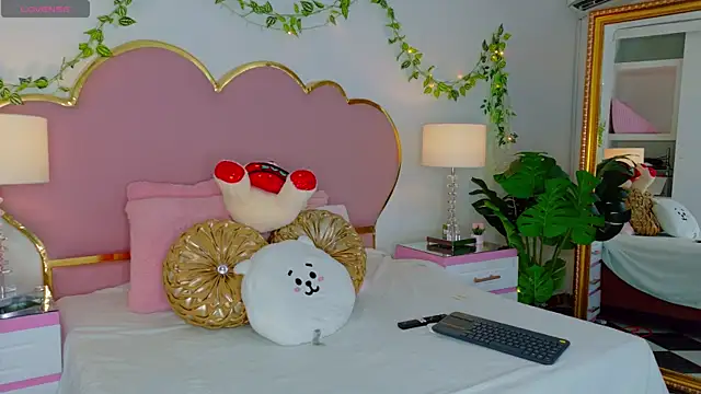 EmmaCrush online show from November 2025 09:47:01 PM