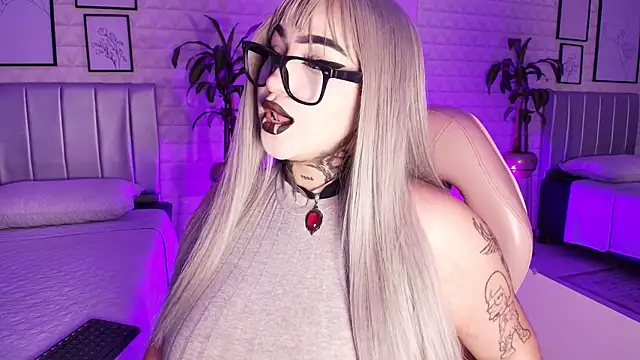 bella-green online show from September 2025 07:37:02 PM