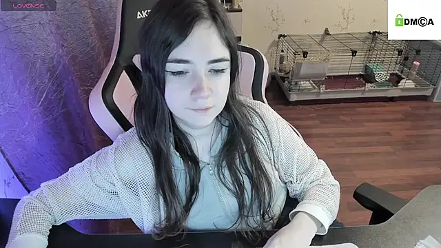 Crazy forest fairy online show from December 2024 03:03:02 AM